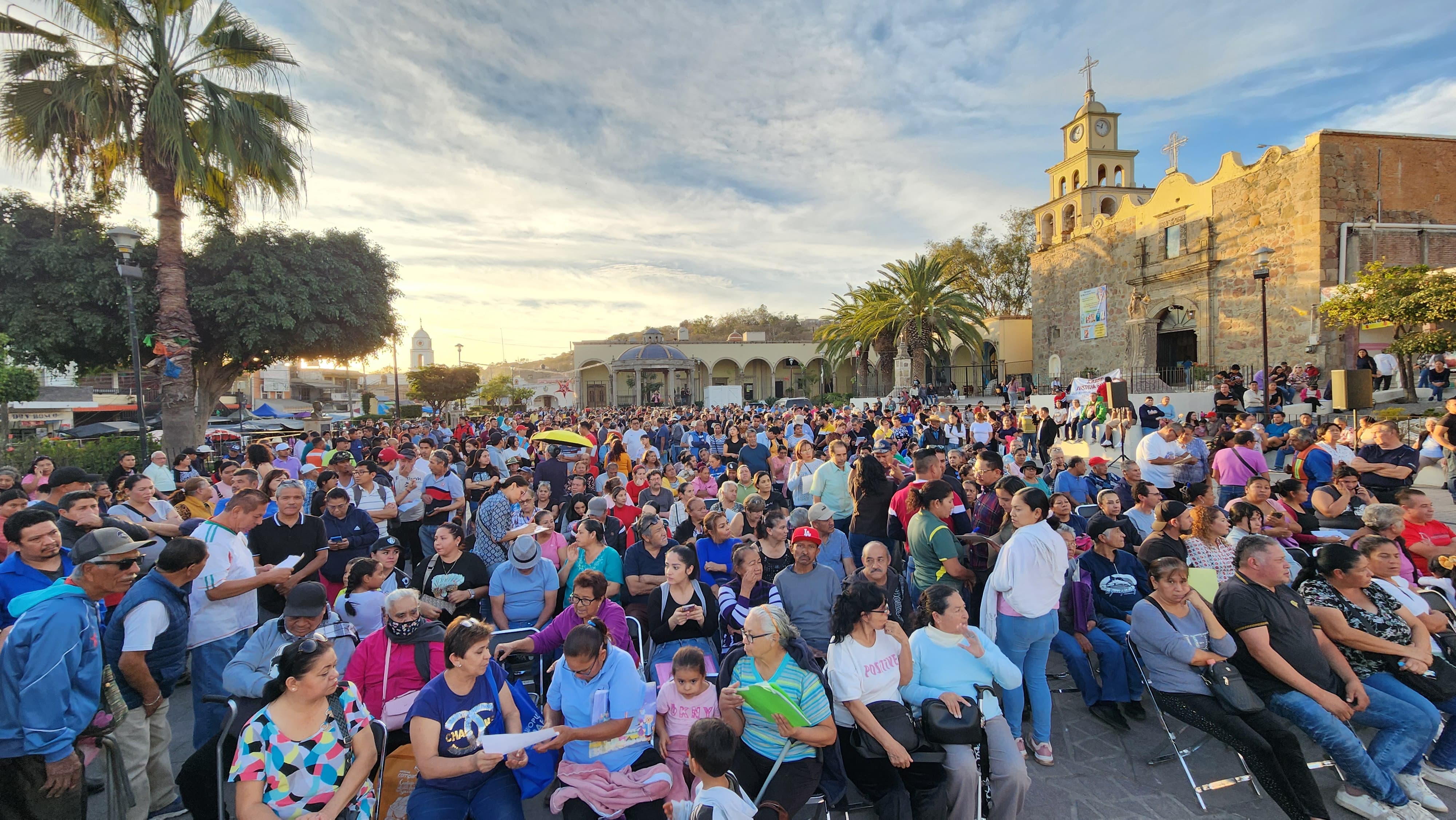 ARRANCAN EN SAN MARTÍN DE LAS FLORES LAS ASAMBLEAS INFORMATIVAS PARA LA REGULARIZACIÓN DE PREDIOS